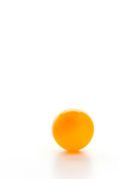 Цветной шар белый фон — стоковое фото