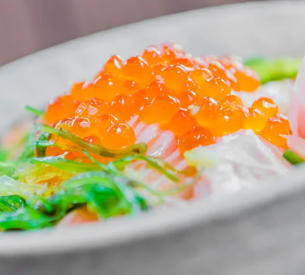 Ensalada de salmón comida japonesa —  Fotos de Stock