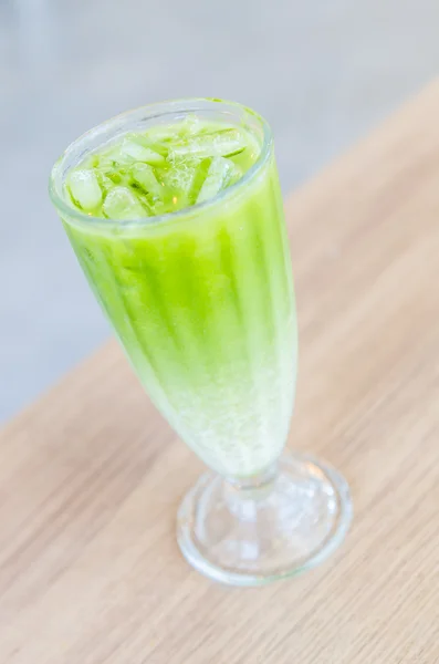 Latte de chá verde gelado — Fotografia de Stock