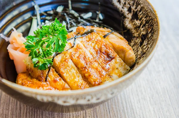 Teriyaki-Huhn auf Reis — Stockfoto