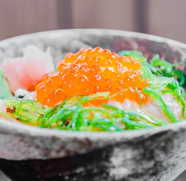 Ensalada de salmón comida japonesa — Foto de Stock