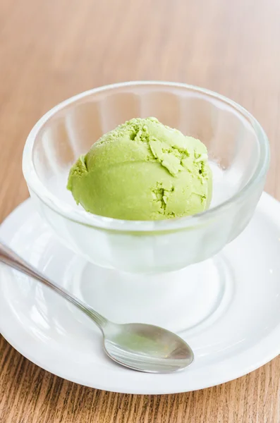 Grüner Tee mit Eis — Stockfoto