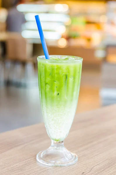 Iced green tea latte — Stock Photo, Image