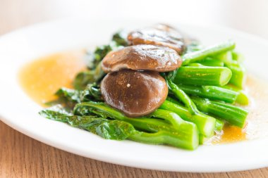 sebze karıştırın