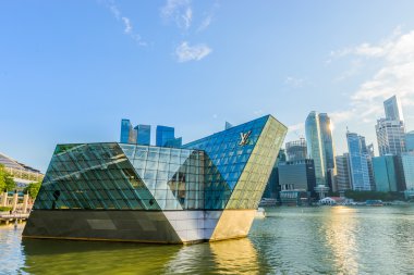 Louis vuitton butik genişletir