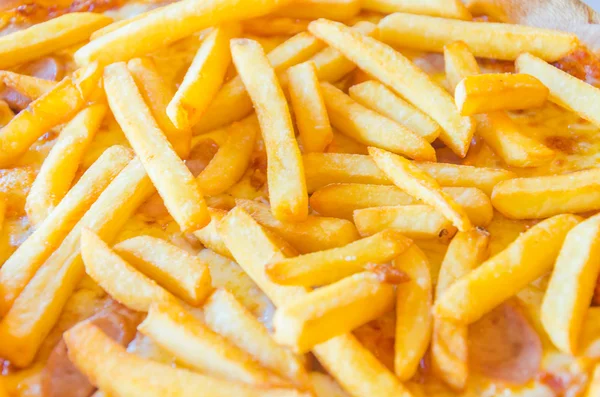 Pommes frites-pizza – stockfoto