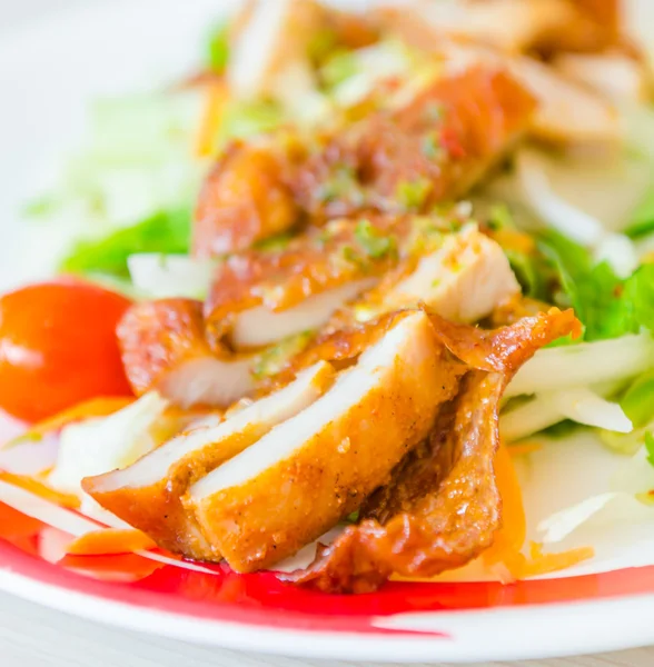 Salade de poulet épicée — Photo