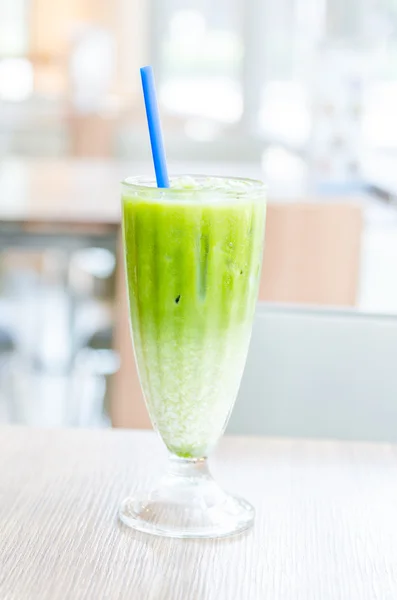 Iced green tea latte — Stock Photo, Image