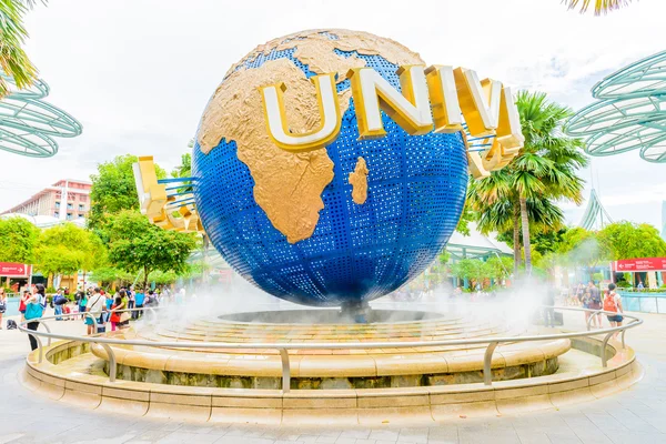 Tourists and theme park visitors — Stock Photo, Image