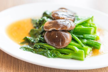 sebze karıştırın