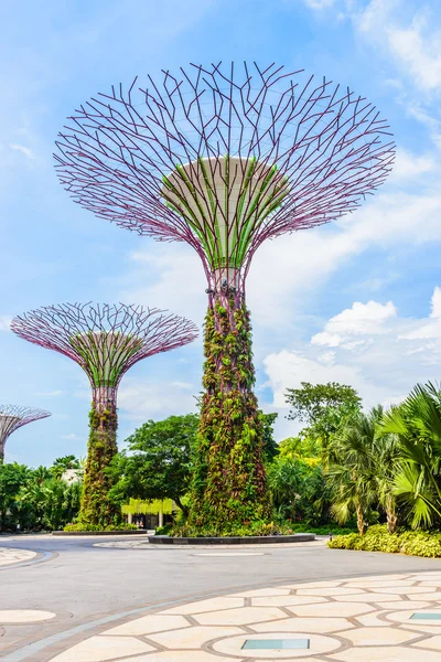 Garden by the bay — Stock Photo, Image