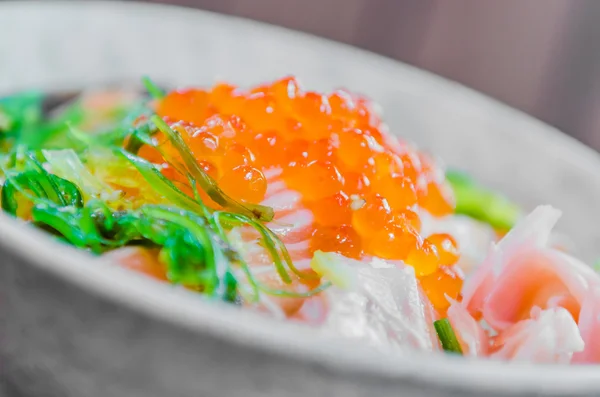 Ensalada de salmón comida japonesa —  Fotos de Stock
