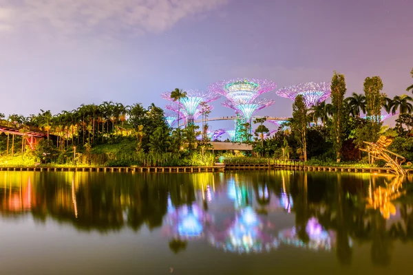 Garden by the bay — Stock Photo, Image