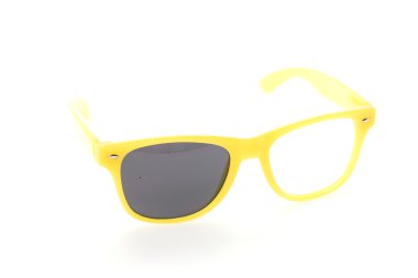 güneş gözlüğü gözlük üzerine beyaz izole