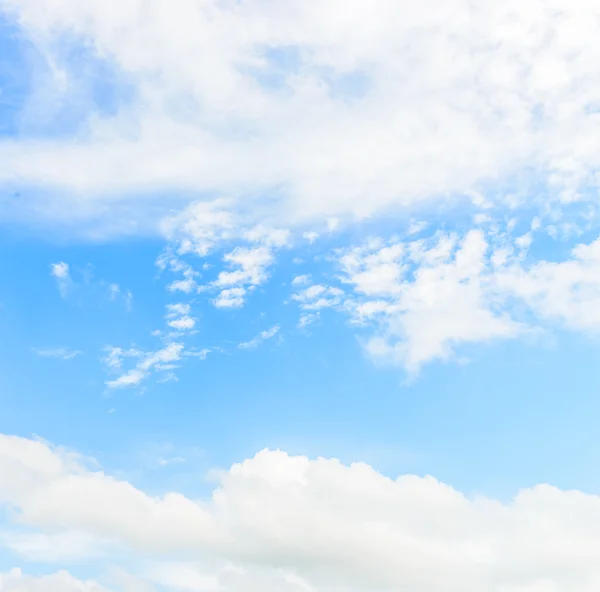 ท้องฟ้าเมฆ — ภาพถ่ายสต็อก