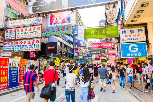 Crowded street view — Stock Photo, Image