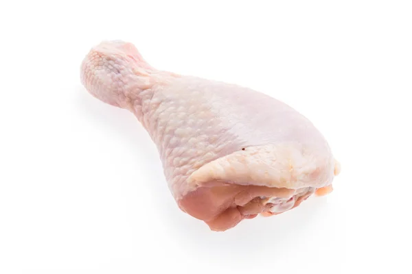 Rohes Hühnerfleisch isoliert auf weiß — Stockfoto