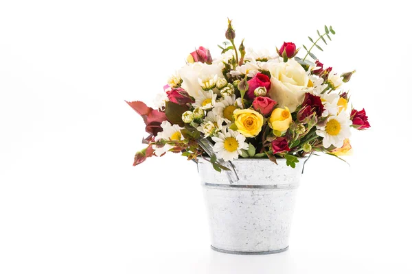 Ramo de flores aislado en blanco — Foto de Stock