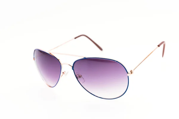 Solbriller, isolert på hvitt – stockfoto