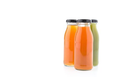 tapa y pelucameyve suyu şişeleri