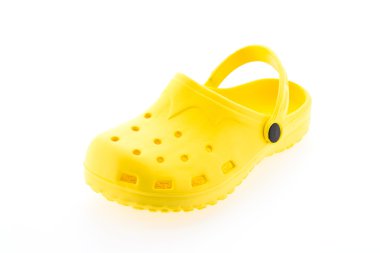 Beyaz arka plan üzerinde izole sarı sandal