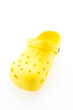 Beyaz arka plan üzerinde izole sarı sandal