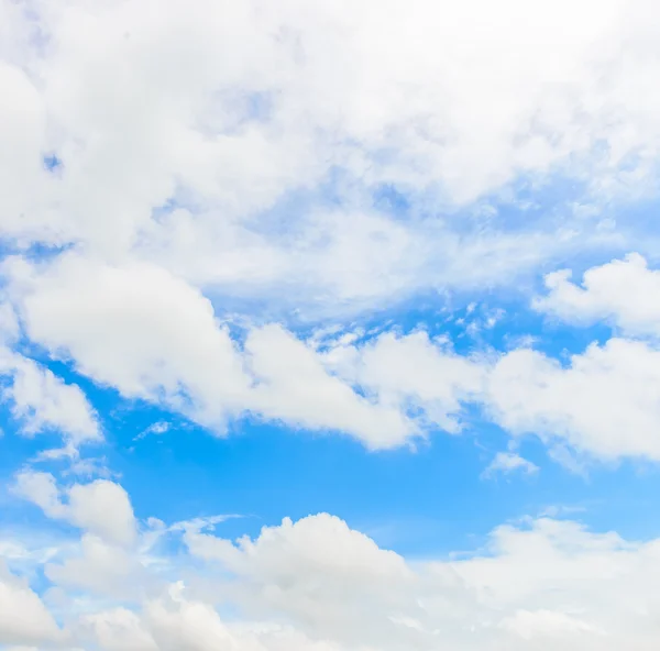 Céu de nuvem — Fotografia de Stock