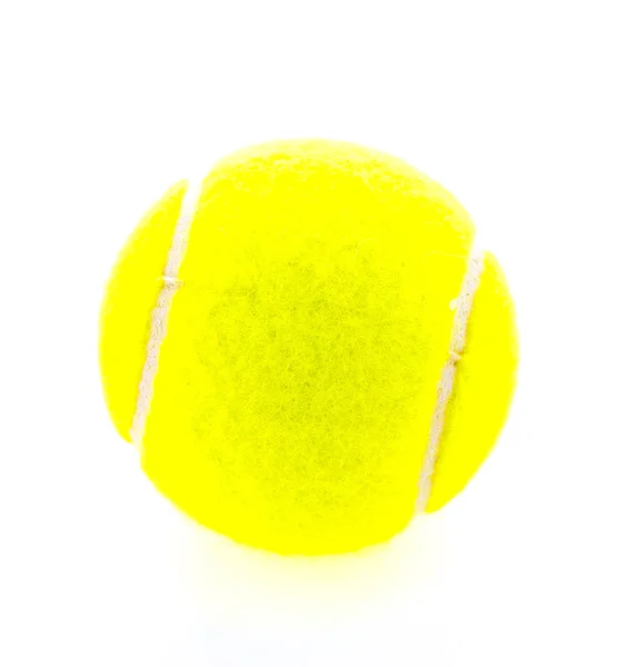 Bola de tênis isolado no fundo branco — Fotografia de Stock