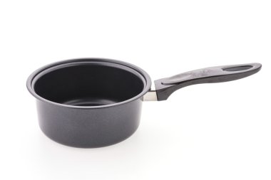 Beyaz arka plan üzerinde izole demir tencere