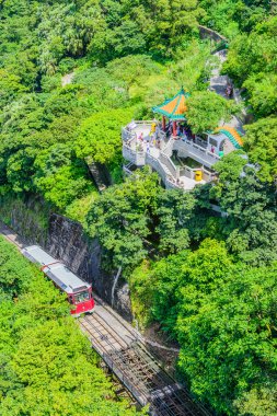 turistik tramvay zirvesinde, hong kong 