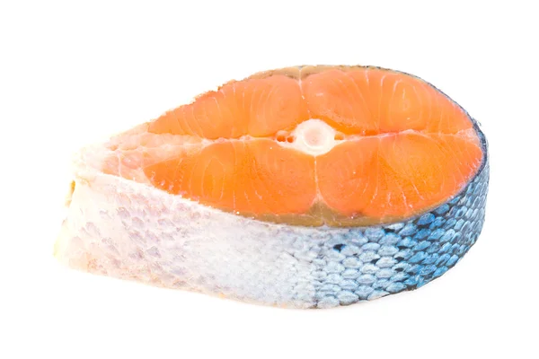 Carne di salmone isolata su fondo bianco — Foto Stock
