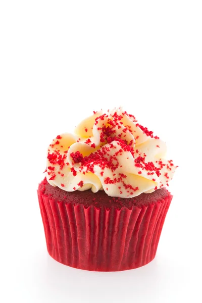 Rood fluweel cupcakes geïsoleerd op wit — Stockfoto