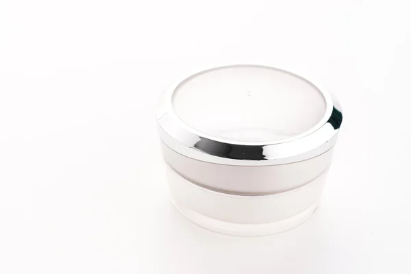 Garrafa de creme cosmético isolado no fundo branco — Fotografia de Stock