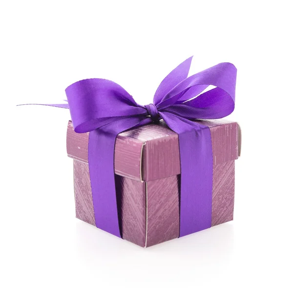 Scatola regalo viola — Foto Stock