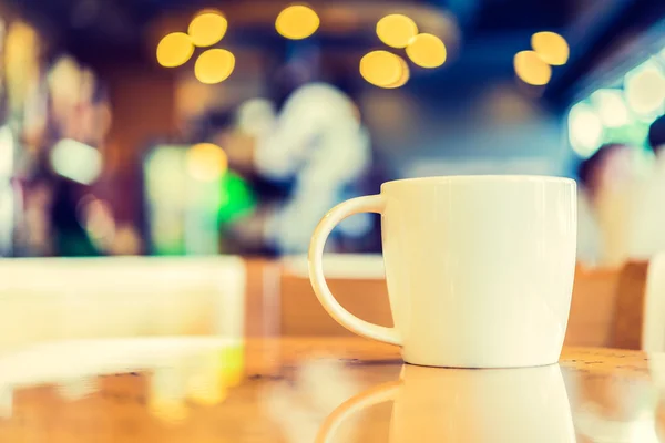 Tasse à café dans le café — Photo