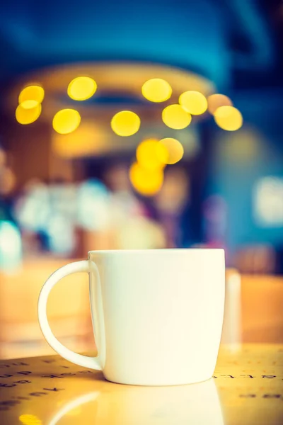 Xícara de café na cafeteria — Fotografia de Stock