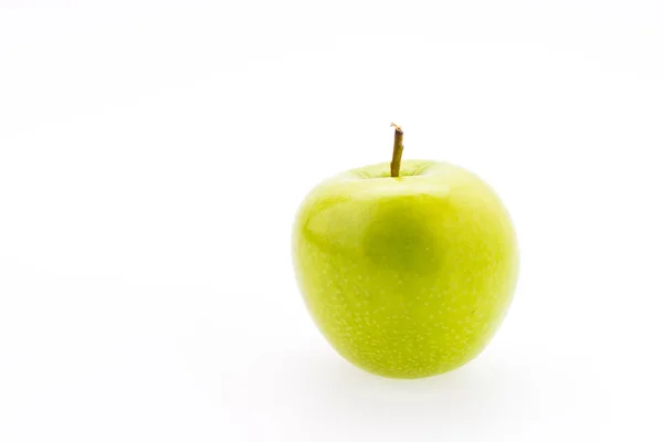 Pomme isolée sur blanc — Photo