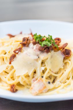 spagetti carbonara
