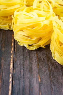 pişmemiş spagetti makarna