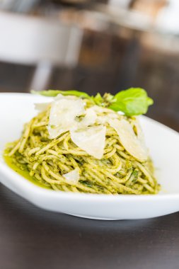 Pesto makarna