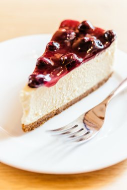 yaban mersini peynirli kek