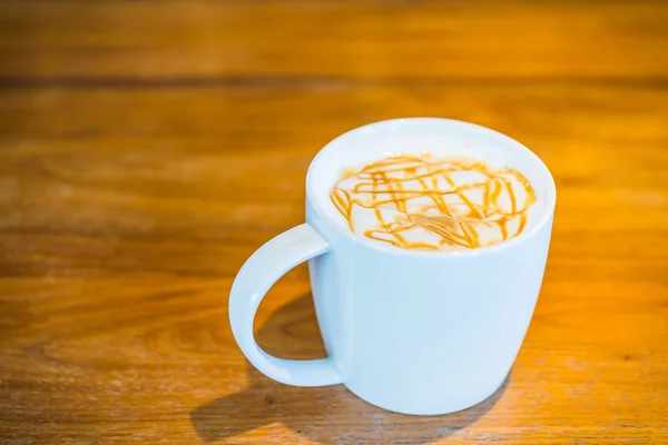 Caffè caldo al caramello — Foto Stock