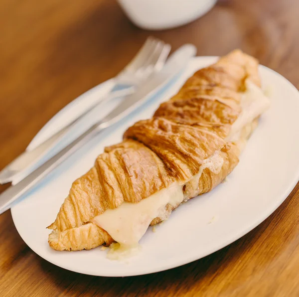 Croissant coffee cup — Stock Photo, Image