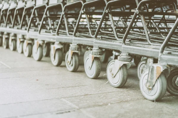 Shopping cart wheel — Stock Photo, Image