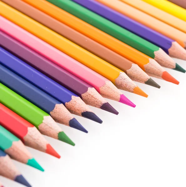 Crayons colorés sur blanc — Photo