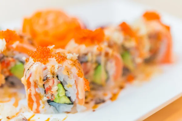 Zalm sushi roll — Stockfoto