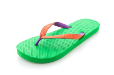 Yeşil flip flop beyaz zemin üzerine izole