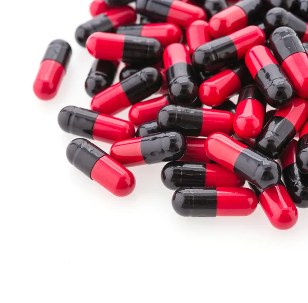 Tablet pilulky izolovaných na bílém pozadí — Stock fotografie