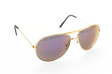 güneş gözlüğü gözlük üzerine beyaz izole