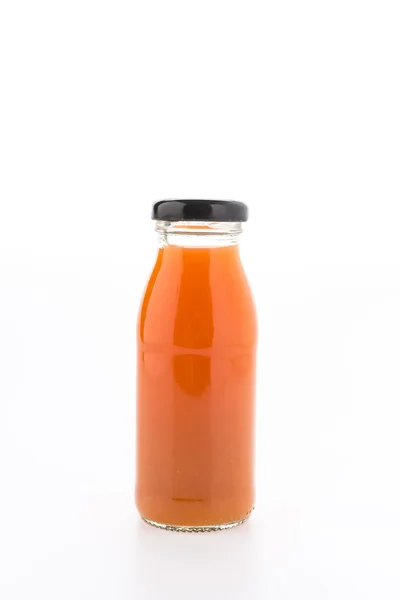 Apelsinjuice flaska isolerad på vit bakgrund — Stockfoto
